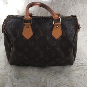 Louis Vuitton speedy 25